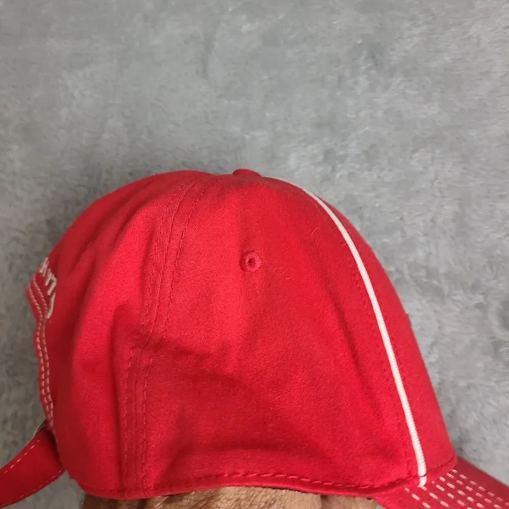 Utah Utes Under Armour Red Hat,‎ Adjustable Collegiate Sporty Outdoor Heat Gear